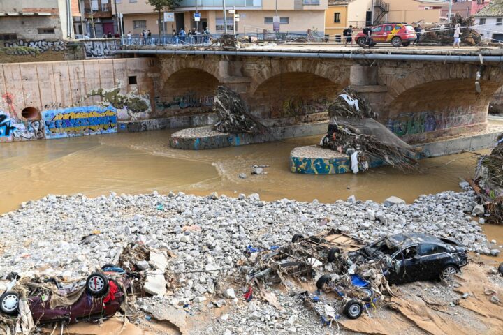Efectes del temporal i les inundacions a Catarroja (fotografia: Andreu Esteban).