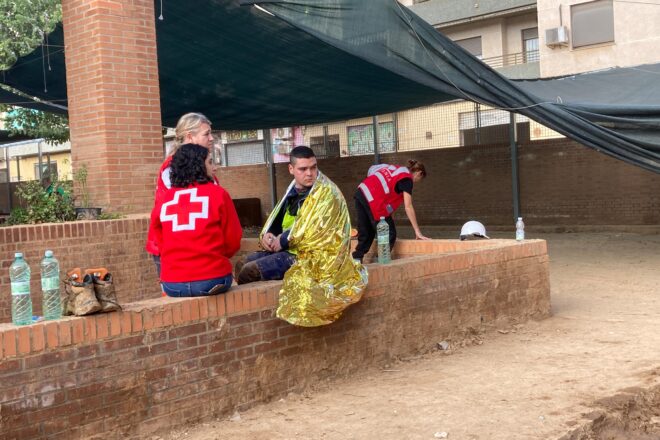 Un mort i un ferit en un esfondrament en una escola de Massanassa en què es feien tasques de recuperació