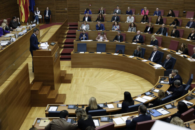 [EN DIRECTE] Acaba el ple a les Corts amb un discurs de Mazón ple de retrets contra l’oposició