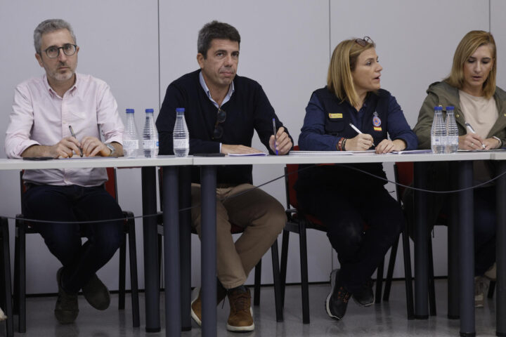 Bernabé i Pradas, de costat durant el CECOPI de la gota freda.