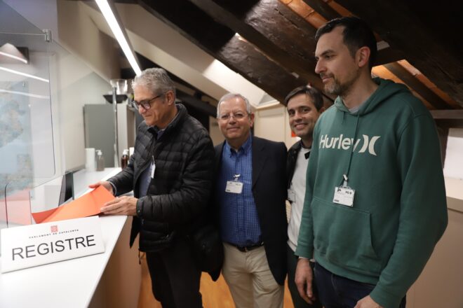 Solidaritat torna a registrar la ILP per la independència que el Constitucional va suspendre