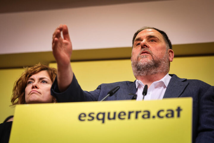 Elisenda Alamany i Oriol Junqueras, en la seu d'ERC, el dissabte passat (fotografia: ACN).