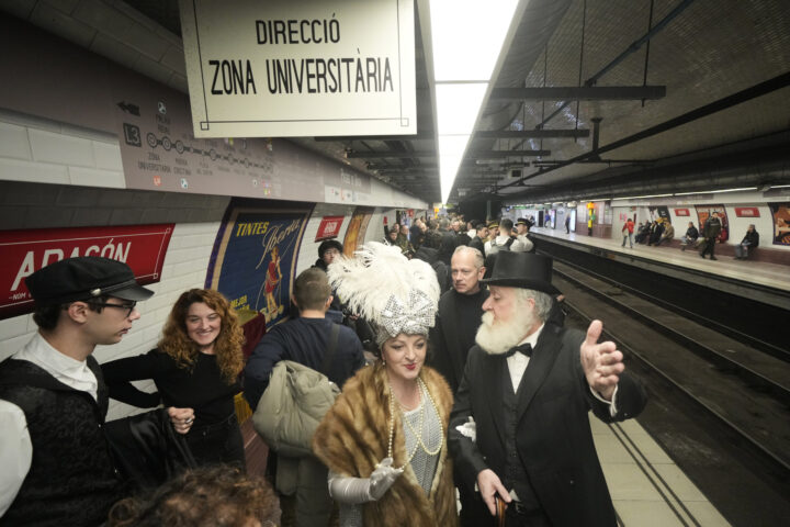 Cent anys de metro