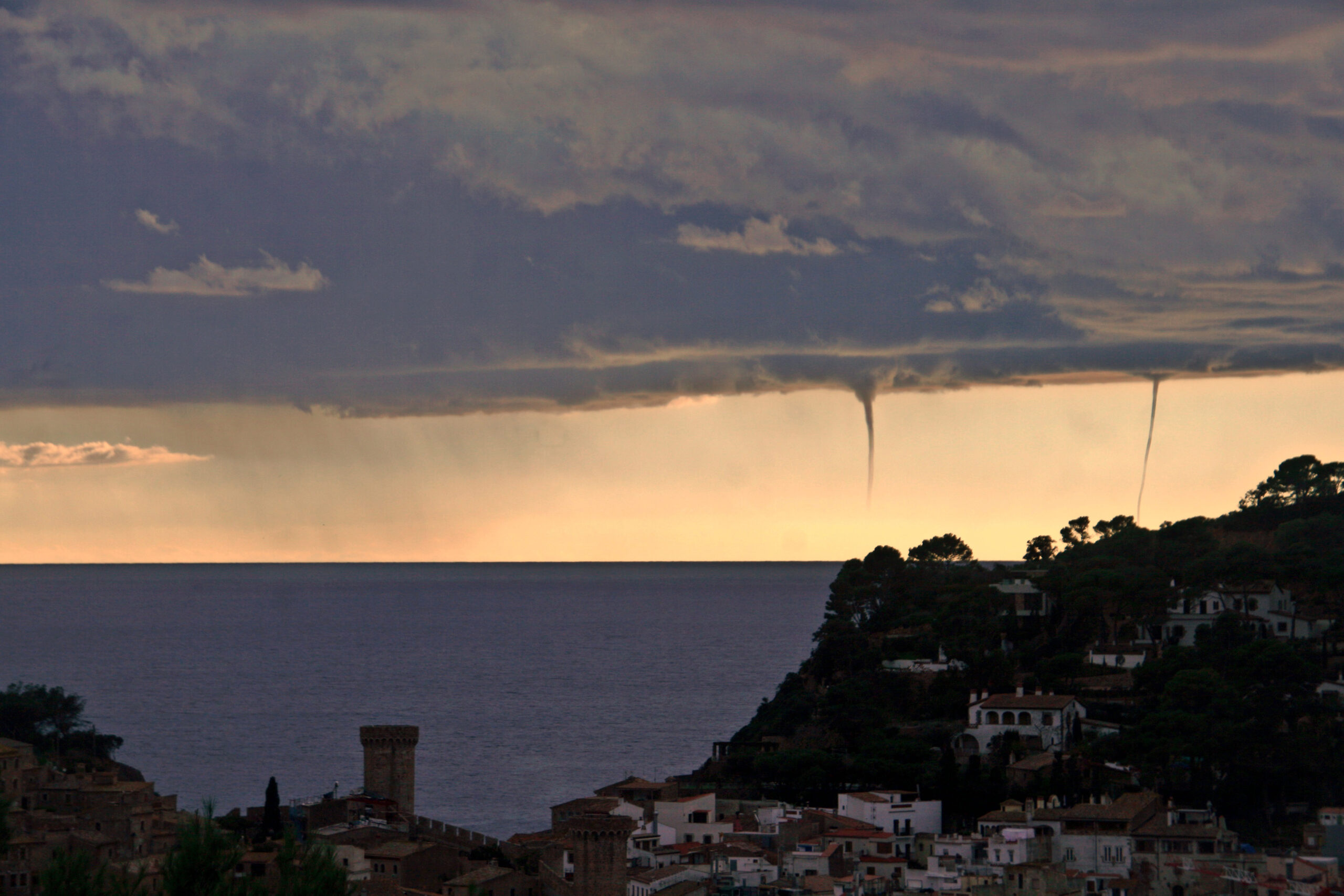 Mànegues marines a Tossa de Mar. Fotografia: Robby Geebelen