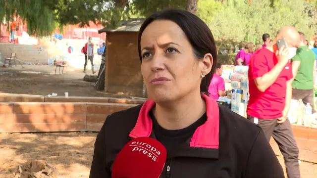 La batllesa de Catarroja, indignada per la visita propagandística dels Borbons al municipi