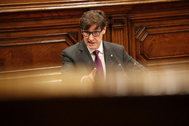 El president Illa sobrevola els interrogants del CAT-112 i pica l’ullet als independentistes