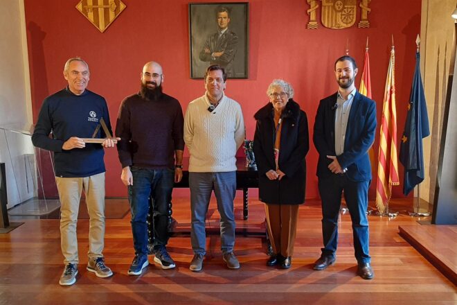 La gala solidària dels Premis Literaris Ciutat d’Alzira 2024 recapta 17.160 euros