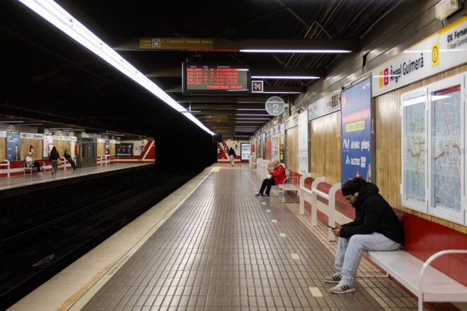 Una avaria causa retards molt importants en el metro i tramvia de València