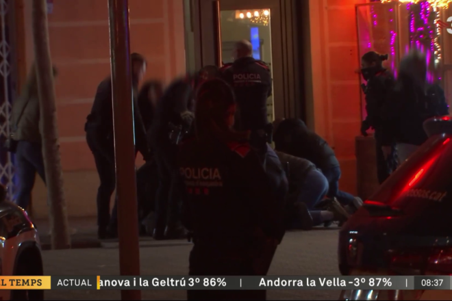 Els Mossos impedeixen a TV3 que enregistrin l’ús d’una pistola Taser