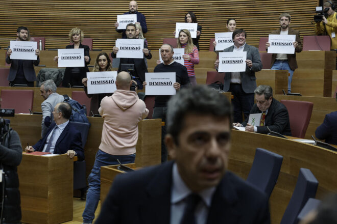 La fatxenderia de Carlos Mazón protagonitza una nova sessió de control a les Corts