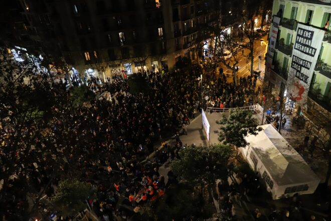 Acte multitudinari a la Casa Orsola per a aturar el primer intent de desnonament