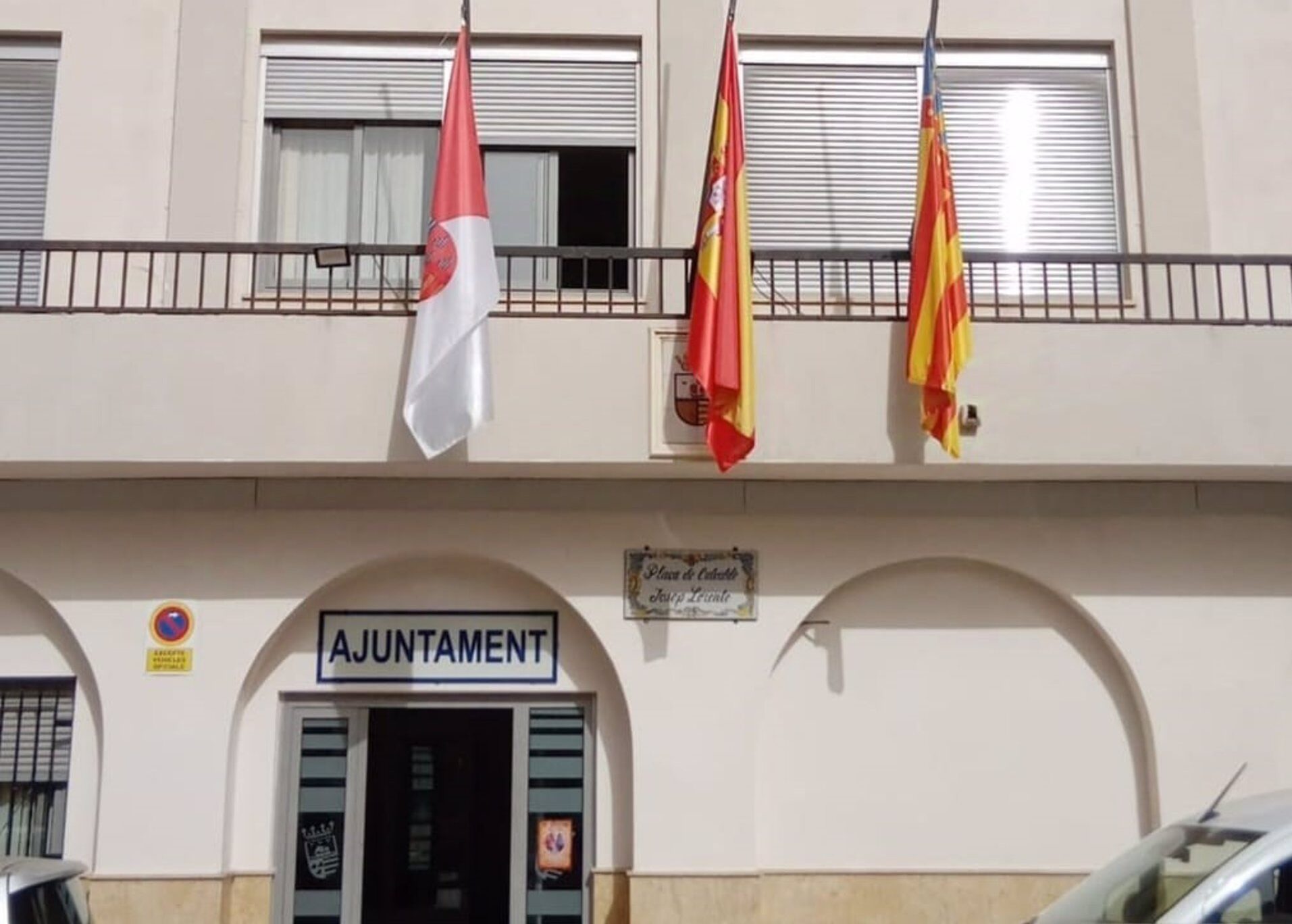 Façana de l'Ajuntament de Barxeta (fotografia: Ajuntament de Barxeta).