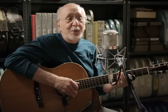 S’ha mort el músic Peter Yarrow, autor de la cançó “Puff, el drac màgic”