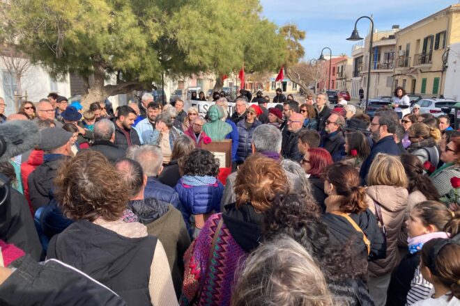 Unes dues-centes persones es reuneixen a Palma per a recordar a les Roges del Molinar