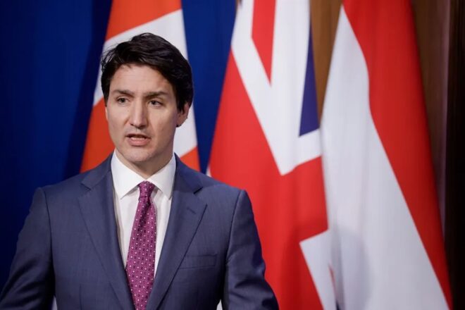 El primer ministre del Canadà, Justin Trudeau, anuncia que plega