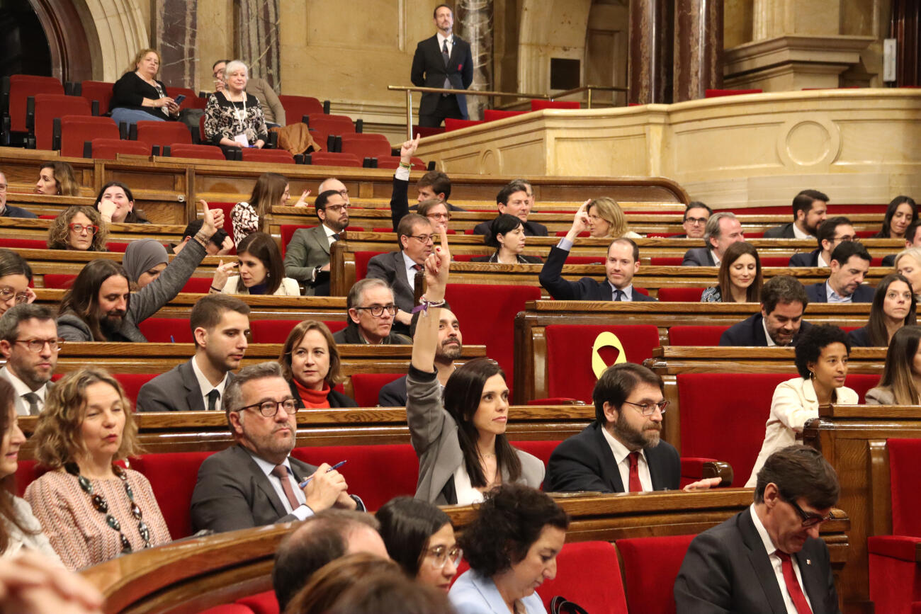 El ple del parlament, en una de les votacions de les mocions d'avui (Fotografia: ACN)