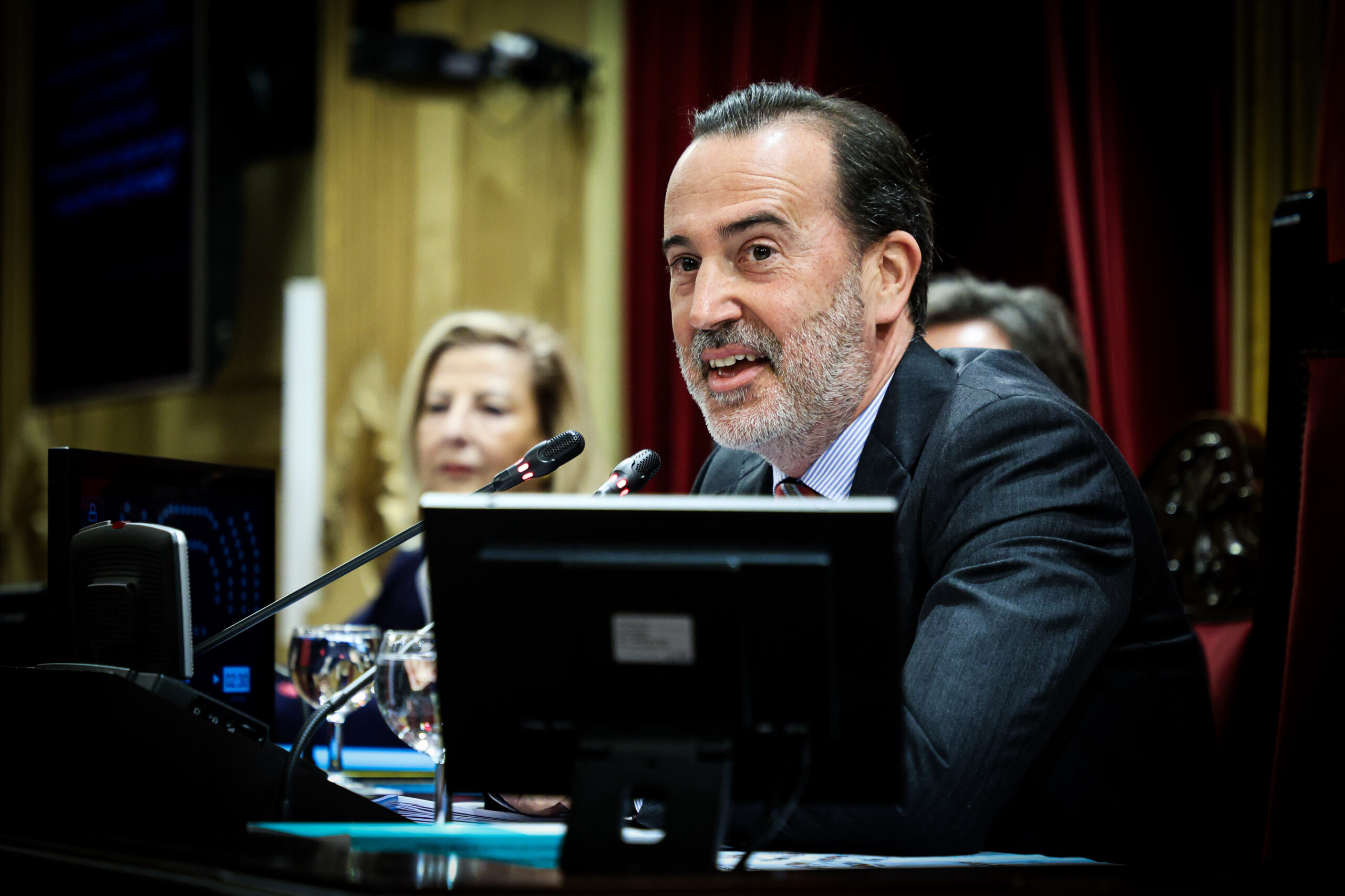 Gabriel Le Senne, presidint un ple (Fotografia: Martí Gelabert)