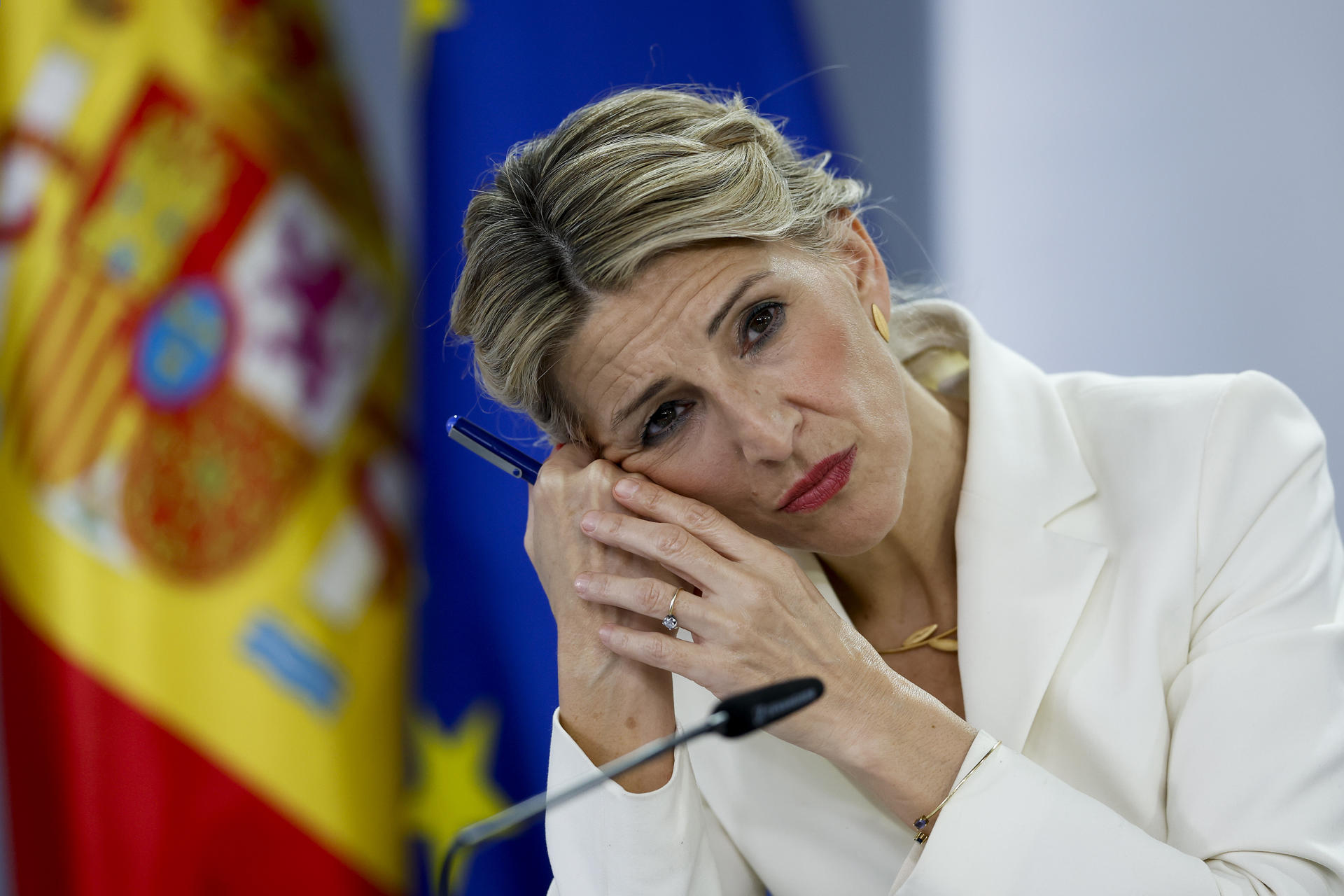 Yolanda Díaz durant la conferència de premsa d'ahir.