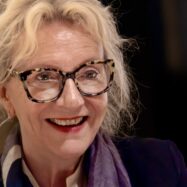 Elizabeth Strout: “Amb Trump és un caos total, no sabem si això acabarà amb guerra civil”