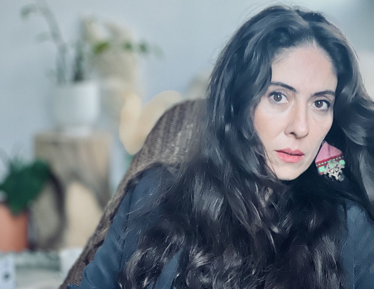 L'escriptora Leila Kasra.