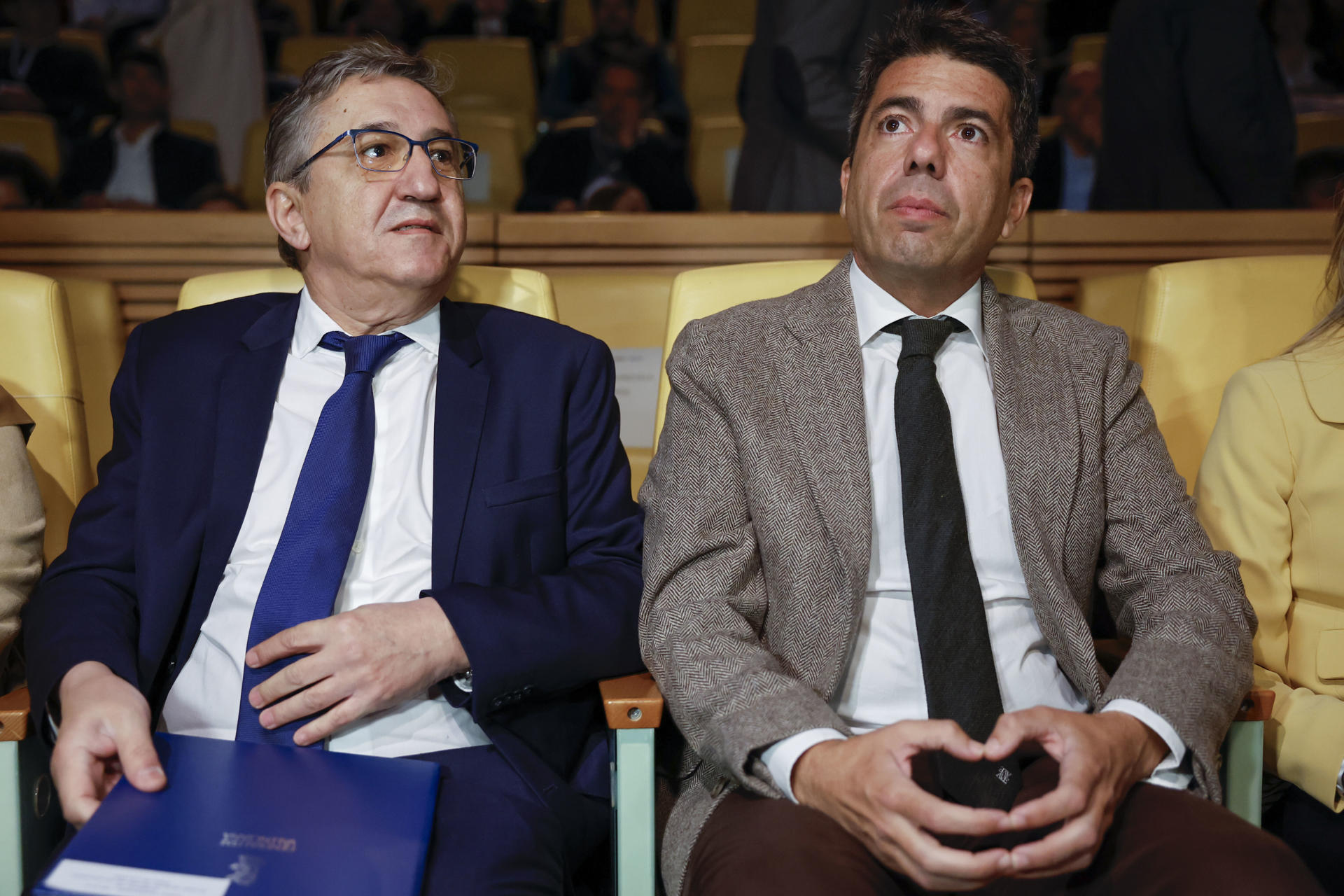 José Antonio Rovira i Carlos Mazón la setmana passada, en un acte sobre la formació professional (fotografia: EFE / Ana Escolar).
