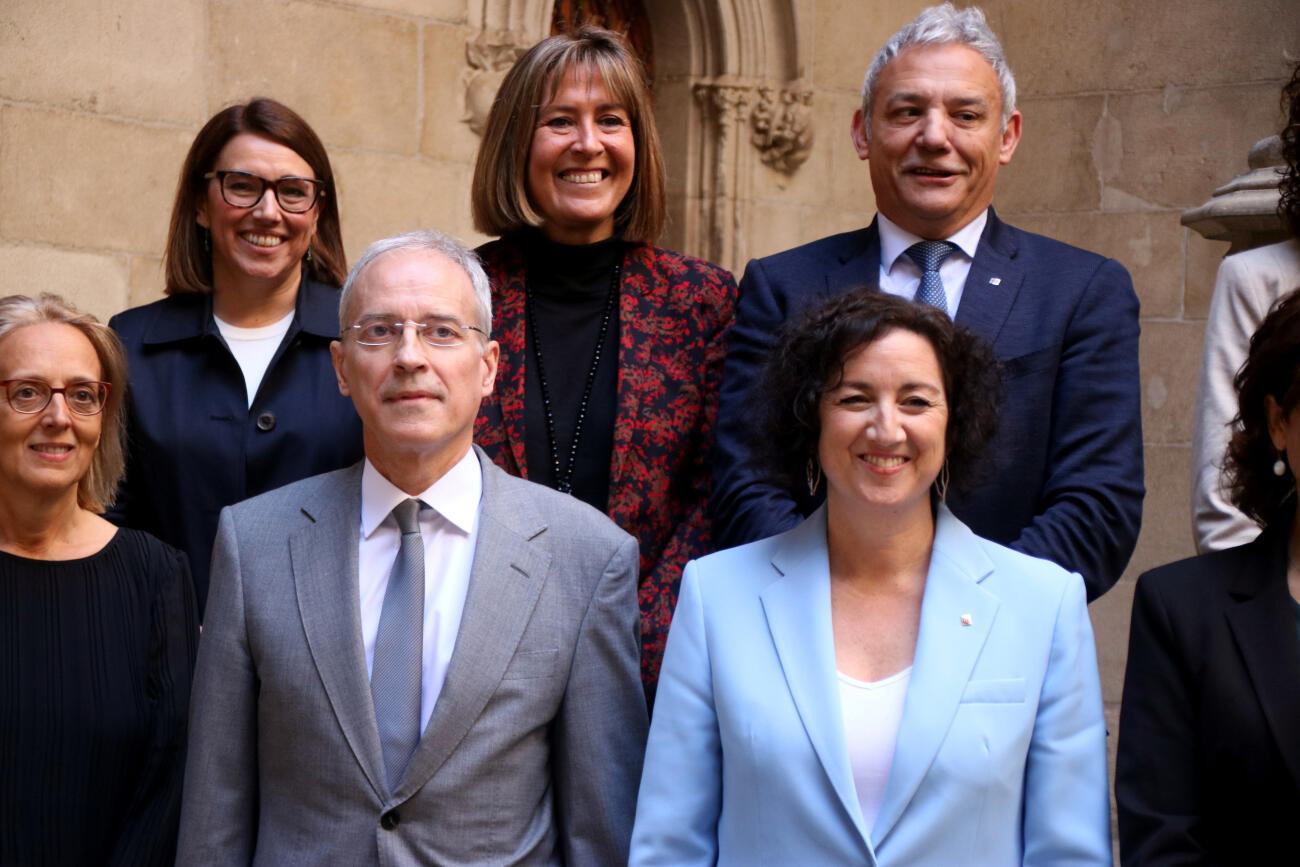 La consellera d'Economia i Finances, Alícia Romero, amb el secretari d'espanyol d'Hisenda, Jesús Gascón, a l'esquerra.