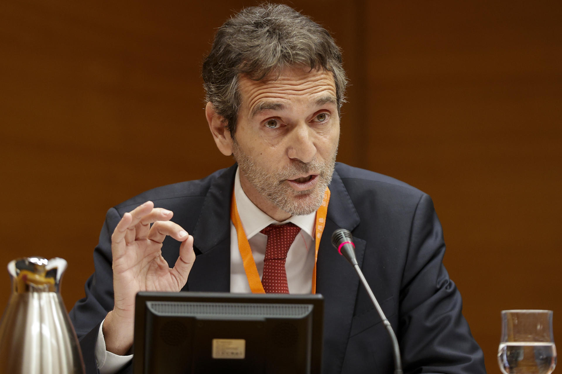 Vicente Ordaz, avui a les Corts Valencianes (fotografia: EFE / Manuel Bruque)