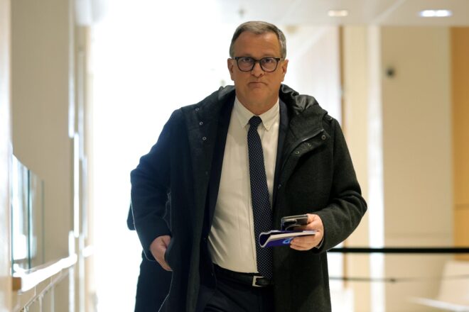 Aliot s’acosta a la presidència de la metròpoli de Perpinyà amb el suport clau d’Alain Ferrand