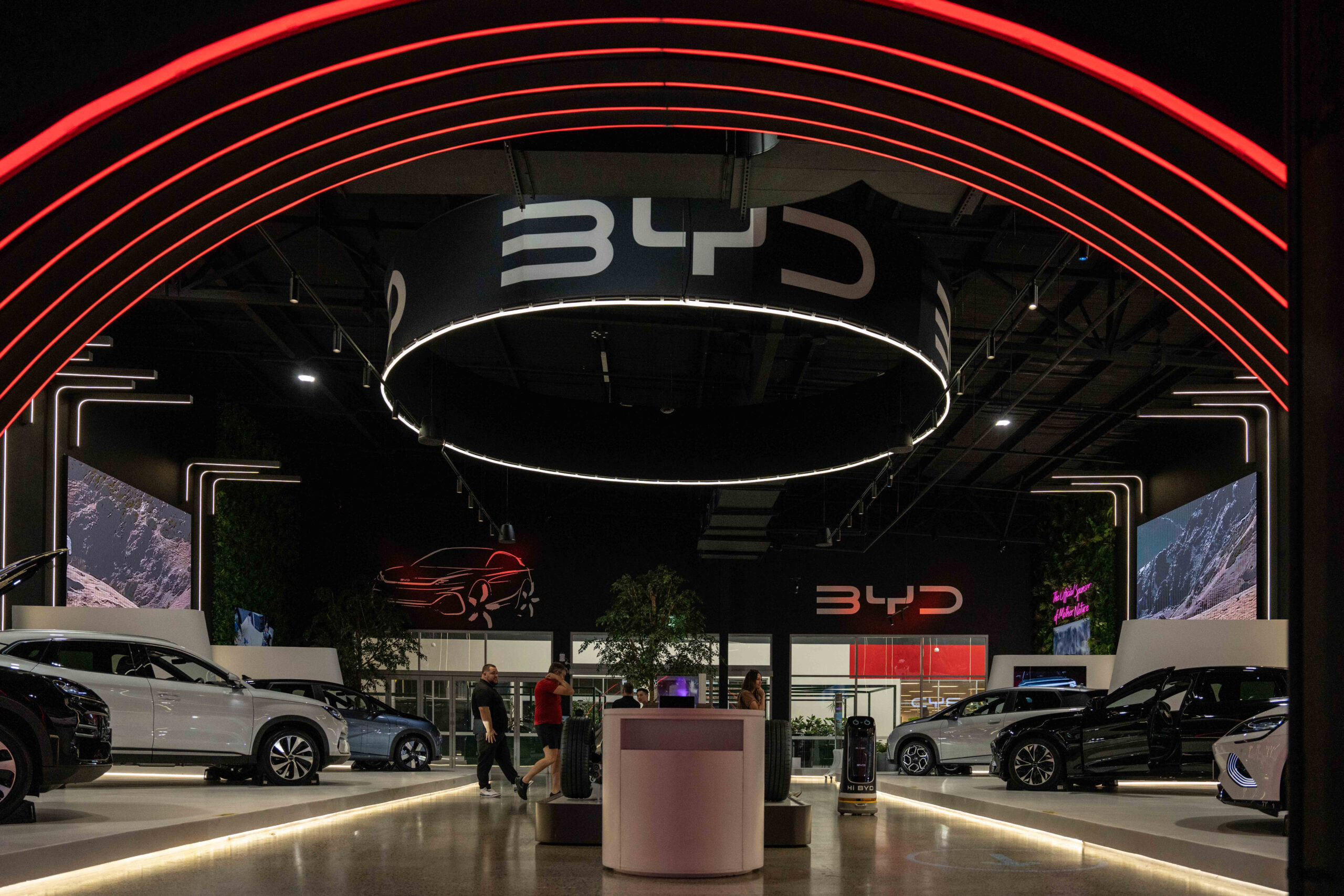 Concessionari de BYD en un centre comercial d'Alexandria, un suburbi de Sydney (fotografia: Mridula Amin/The Washington Post).