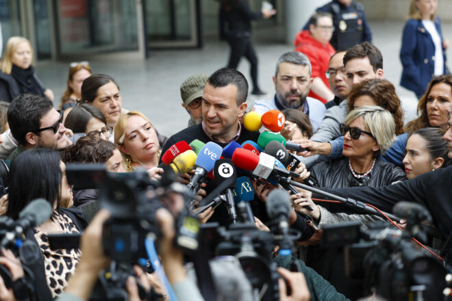 Mompó es desdiu i declara que no va saber res del barranc fins al vespre, i que no va parlar amb Mazón sobre el missatge d’alerta