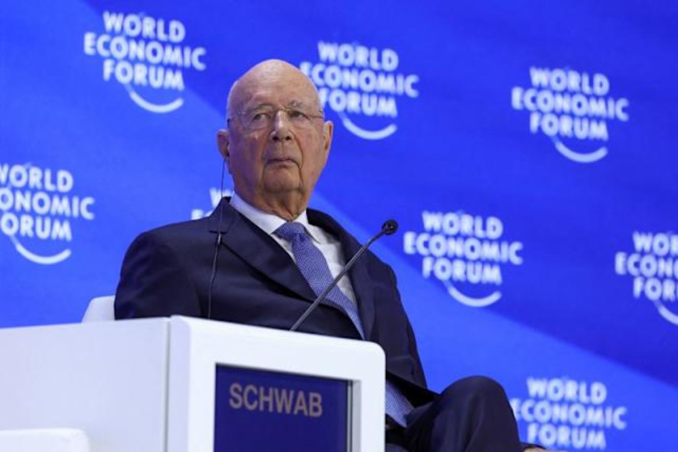 Klaus Schwab dimiteix com a president del Fòrum Econòmic Mundial