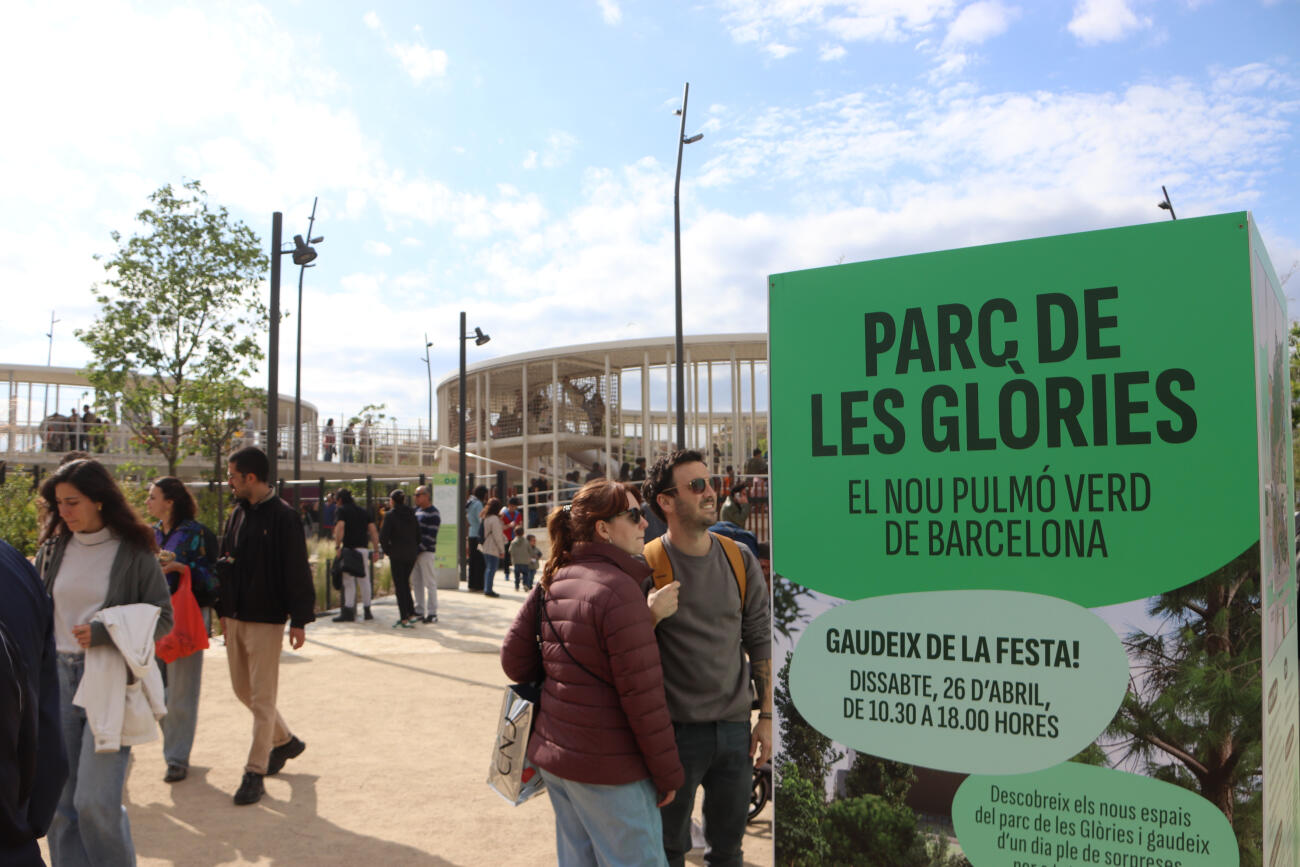 Els veïns celebren l’obertura del nou parc de les Glòries: “És una meravella”