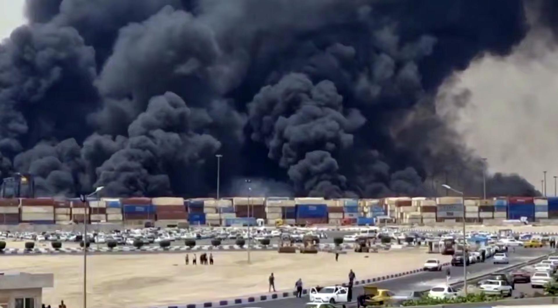 Una gran explosió al port de Bandar Abbas, a l'Iran, deixa 516 ferits, pel capbaix