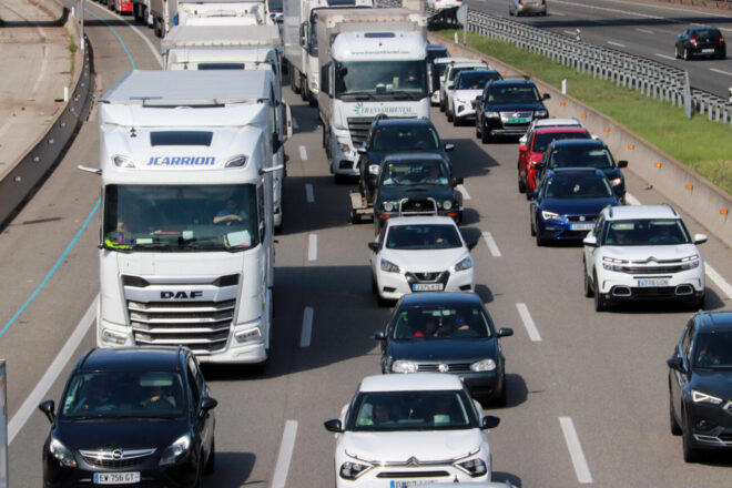 El trumpisme arriba a Europa? La Comissió Europea proposa de derogar la prohibició dels vehicles de combustió