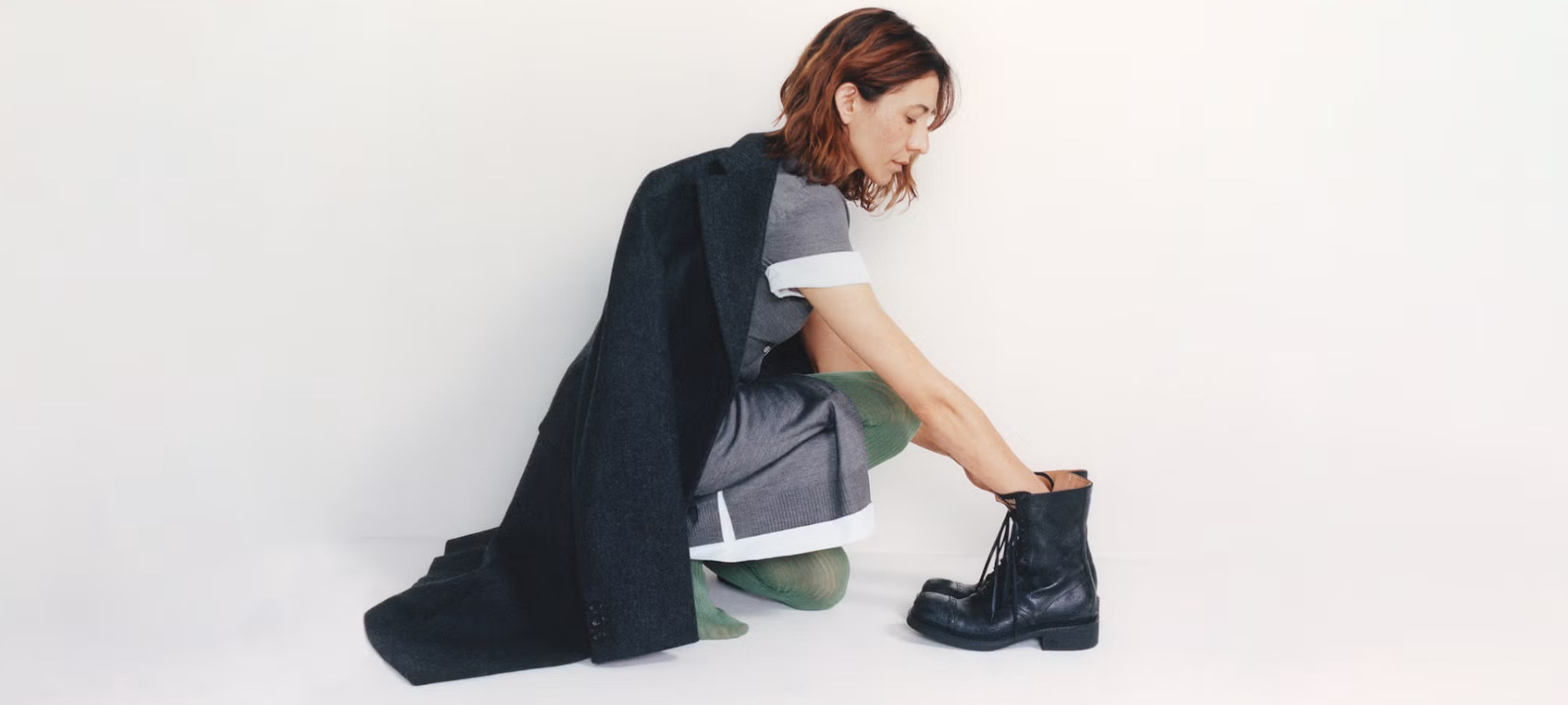 Ottessa Moshfegh fotografiada per Alice Neale per a Bazaar.