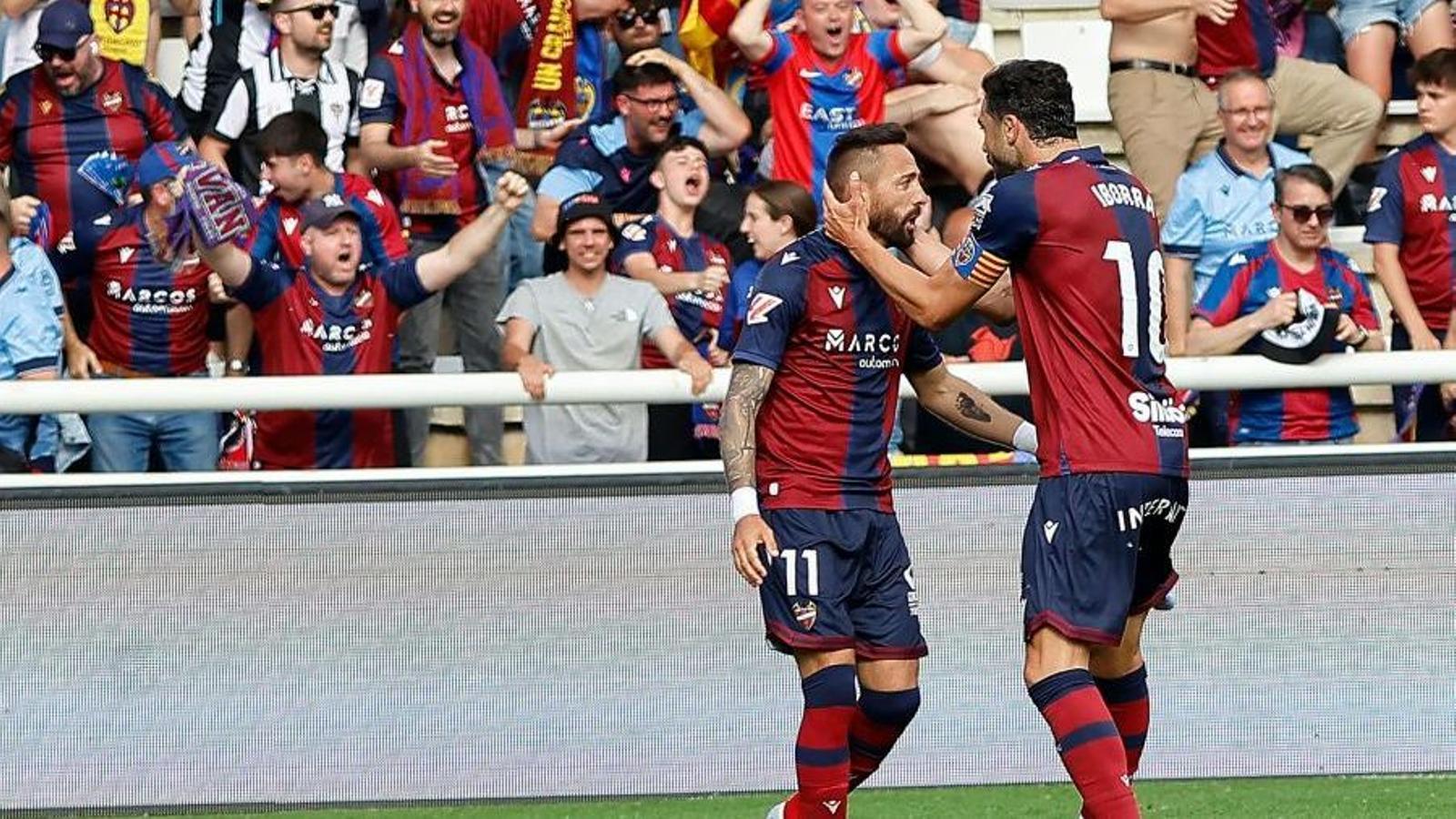 Morales i Iborar celebren el gol (fotografia: la Liga).