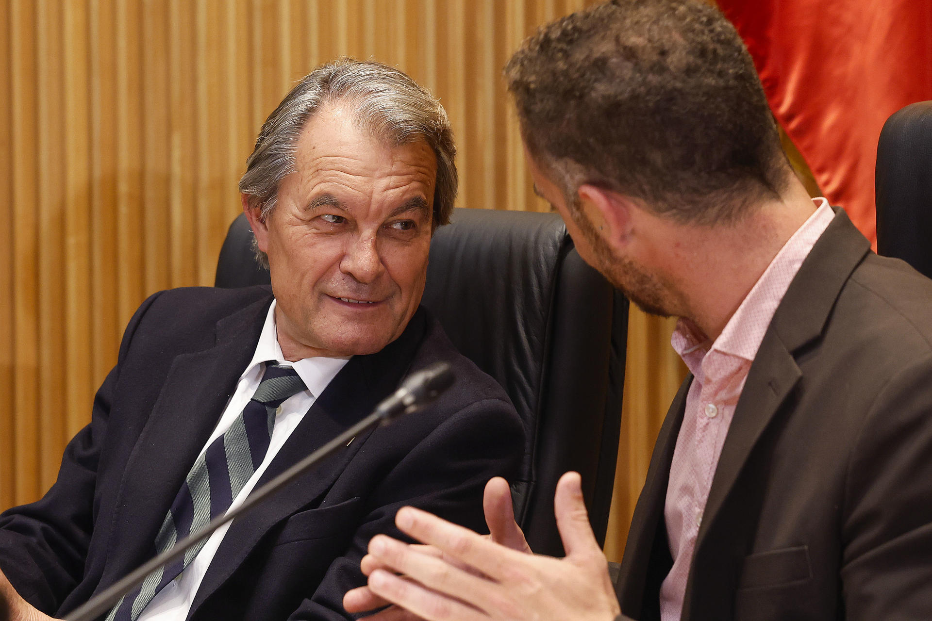 Artur Mas, en un moment de la seva intervenció (fotografia: EFE / J.P.Gandul).
