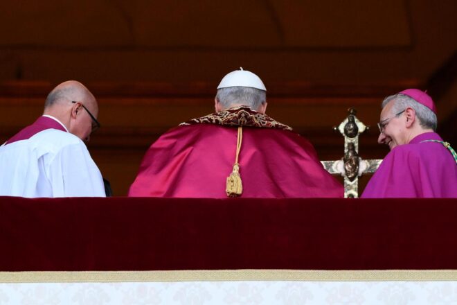 Una organització de víctimes d’abusos sexuals per part de capellans va denunciar el nou papa al març per haver encobert agressors