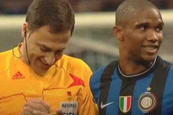 Olegário Benquerença i Samuel Eto'o durant les semifinals de la Lliga de Campions del 2010.