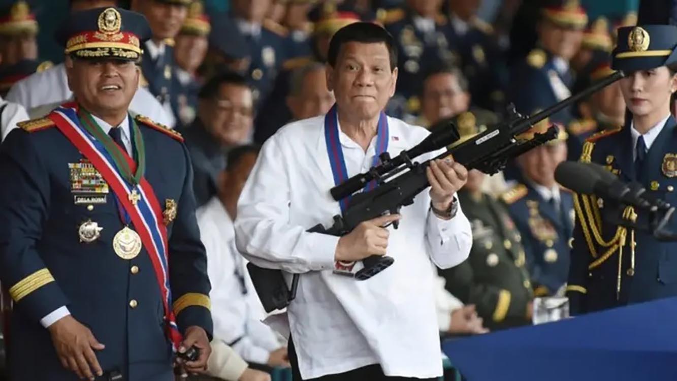 El president Duterte va proposar la creació d'un grup civil armat i animava les execucions extrajudicials (fotografia: Reuters).