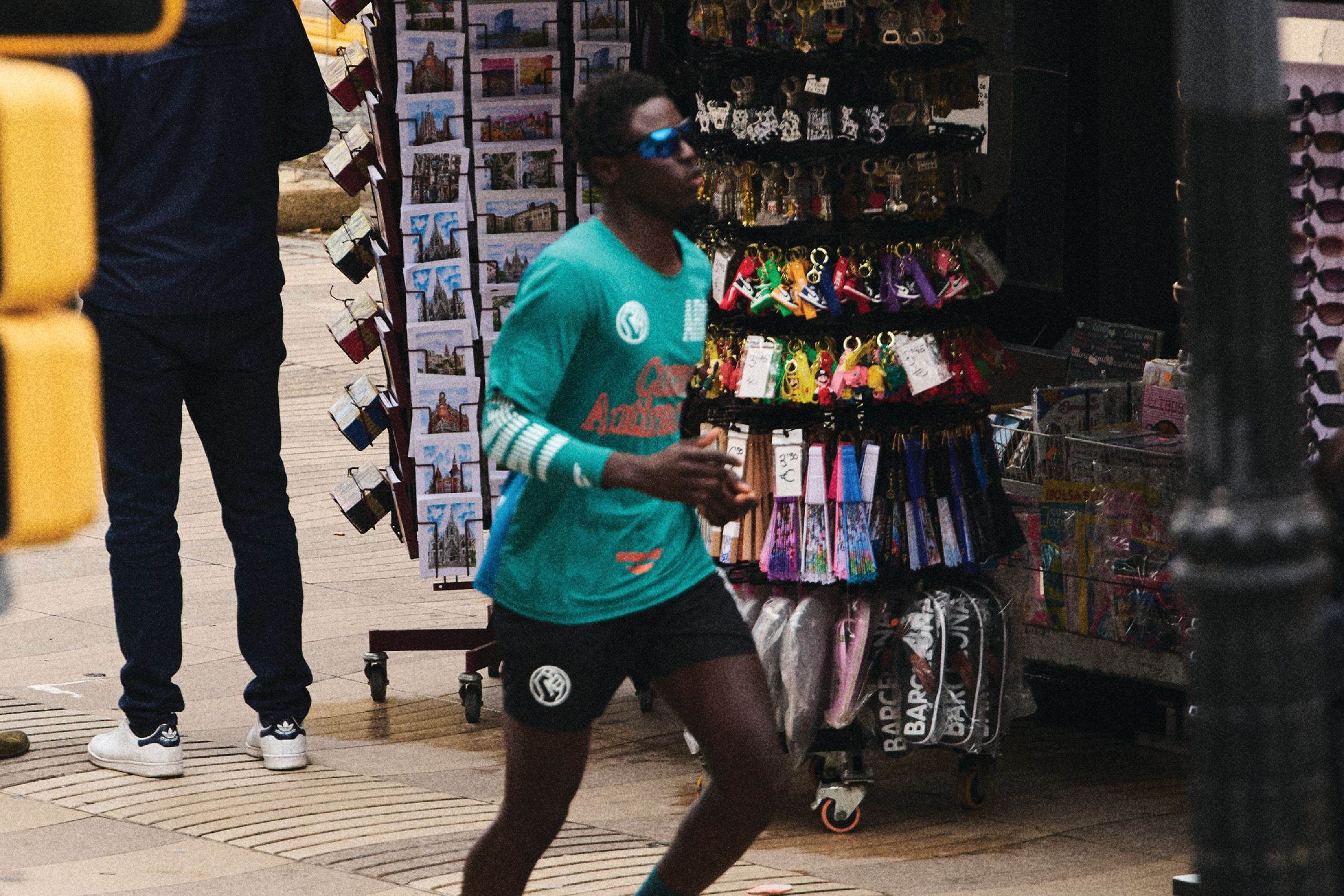 Fotografia promocional de la Cursa antiracista. Autor: ©DEVONART