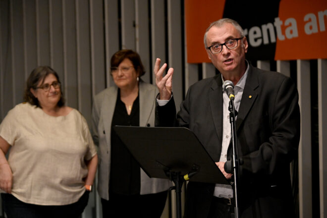 Les víctimes de la gota freda protagonitzen la inauguració de l’exposició dels trenta anys de VilaWeb