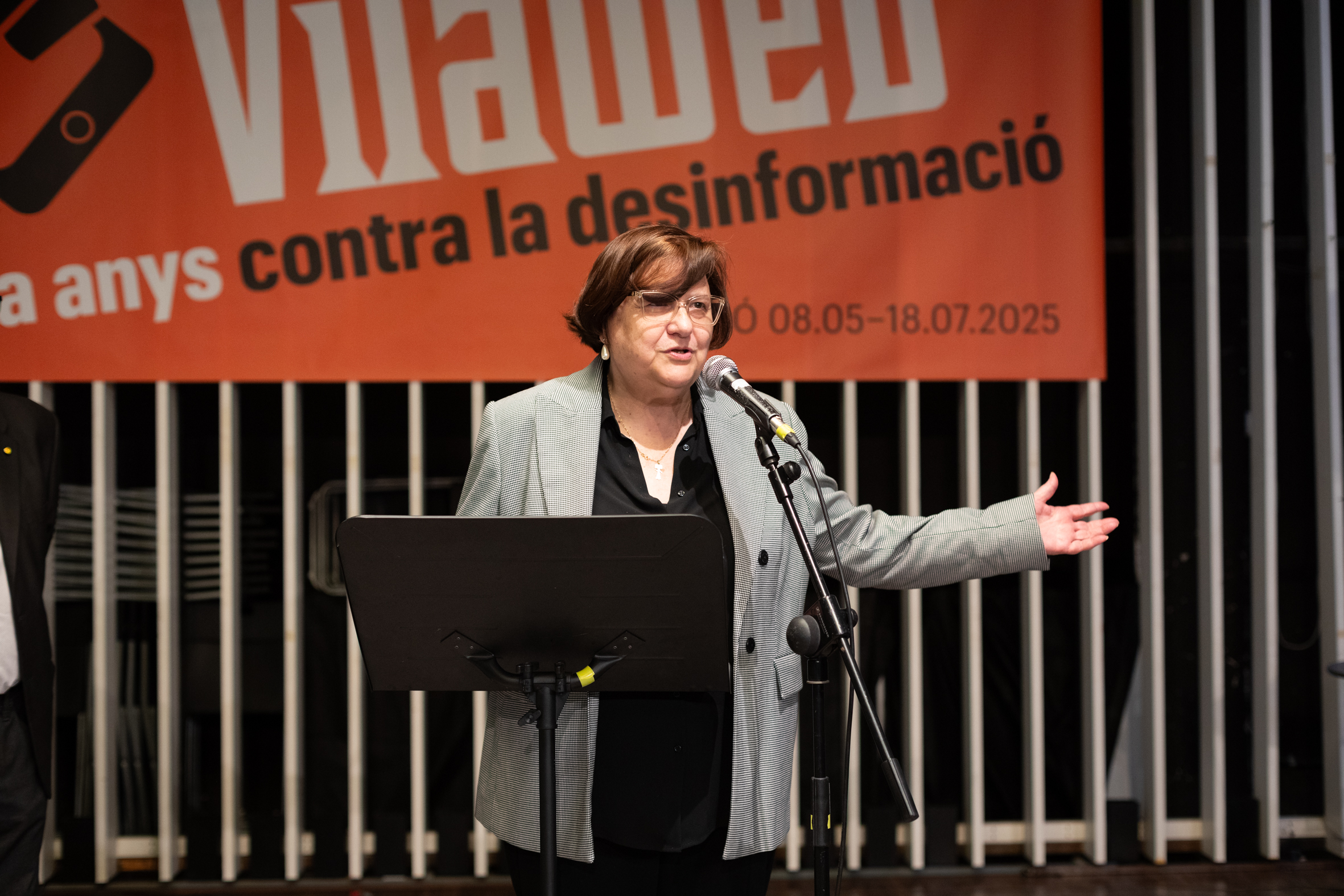 Inauguració de l'exposició pels trenta anys de VilaWeb a València. Fotografia: Laura Escartí.