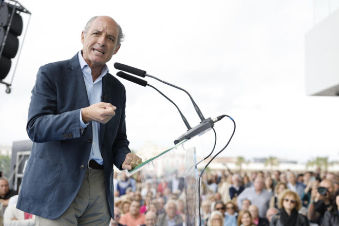 Camps diu que “en aquests moments” no preveu de tornar a ser president