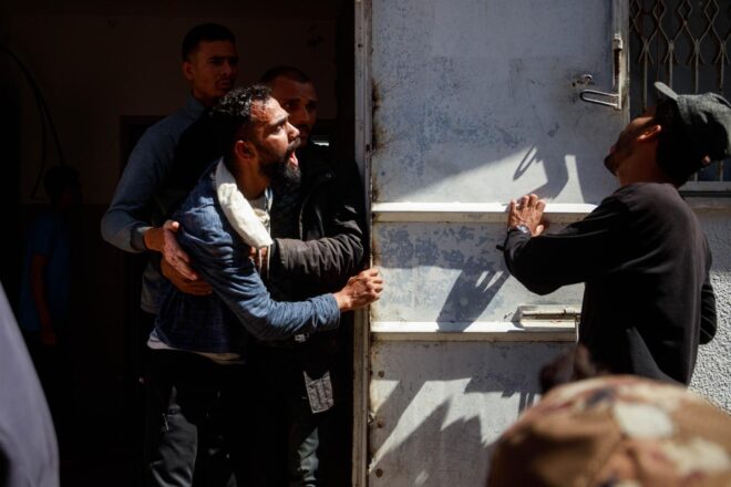 L’exèrcit israelià anuncia una nova ofensiva al nord i al sud de Gaza