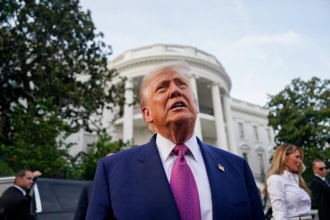 Trump amenaça de matar l’aiatol·là Ali Khamenei i afirma que la paciència dels EUA s’acaba