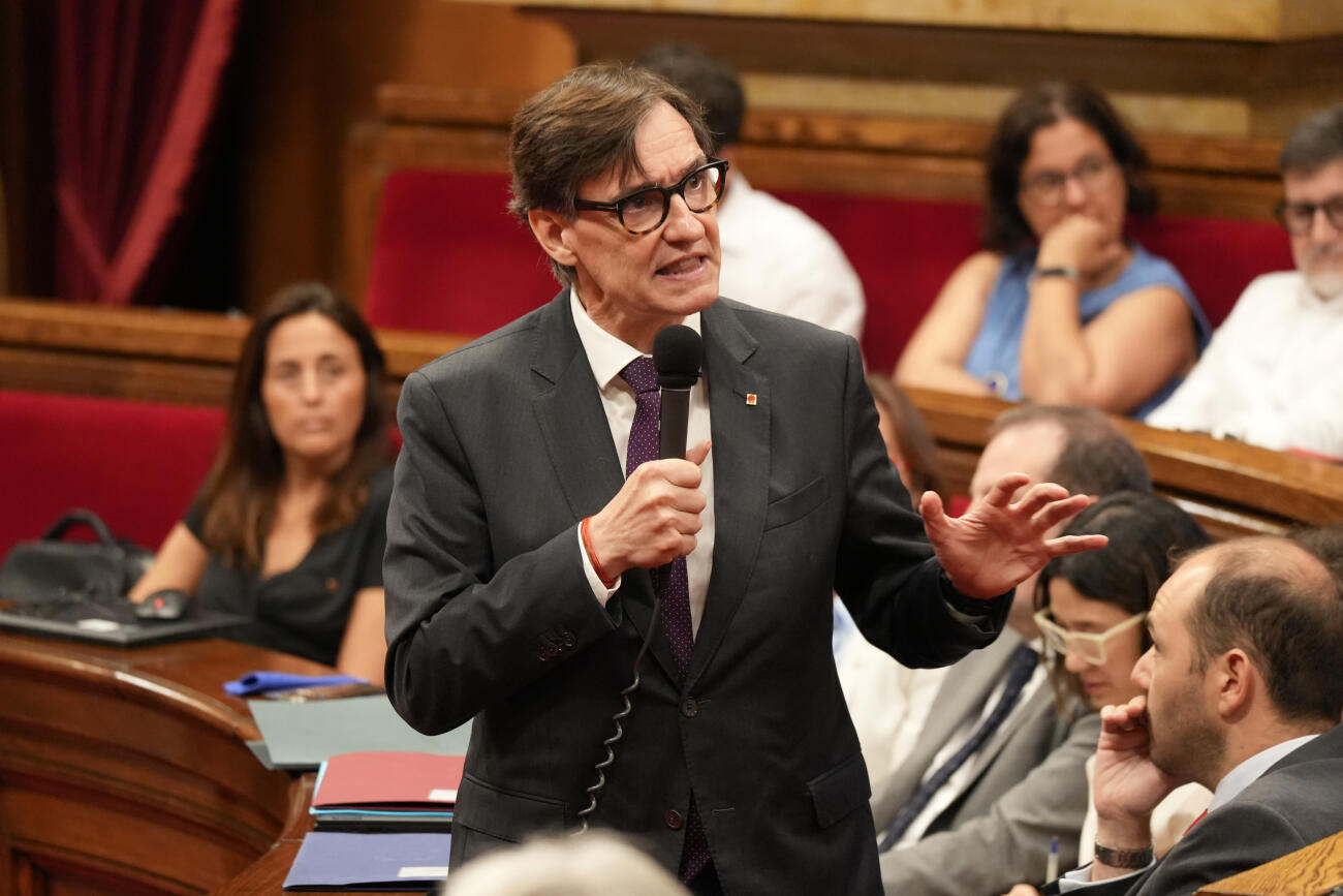 Salvador Illa, en l'anterior sessió de control al Parlament de Catalunya (fotografia: ACN).