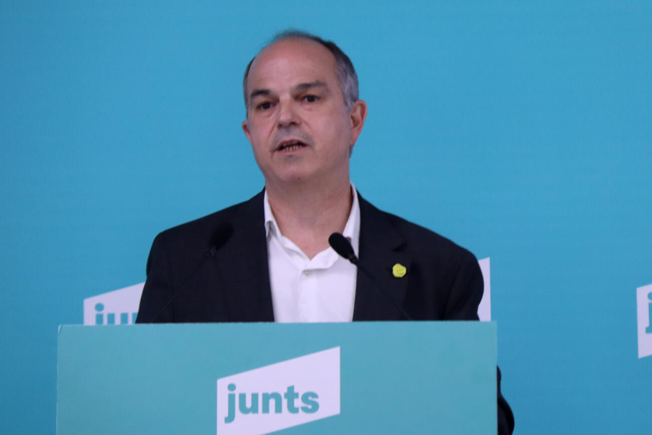 El secretari general de Junts, Jordi Turull, en una roda de premsa a la seu del partit (fotografia: ACN).