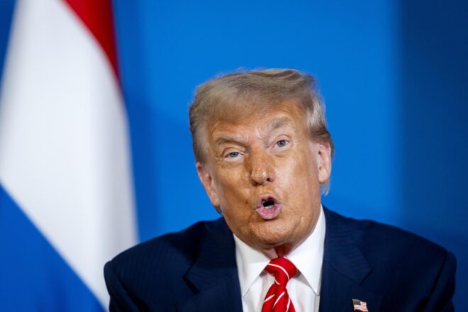 Trump imposa aranzels del 25% al Japó i Corea del Sud i amenaça amb represàlies si hi responen