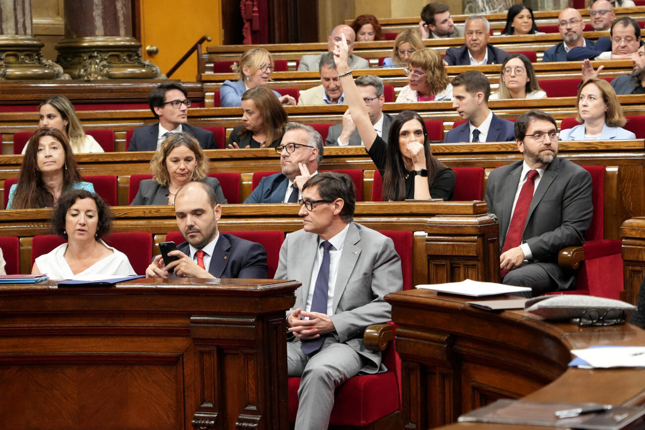 El ple del parlament, en la votació del tercer suplement de crèdit (fotografia: ACN).